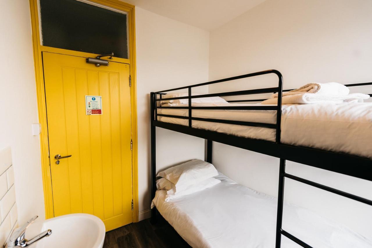 Hostel Mordon Bar And